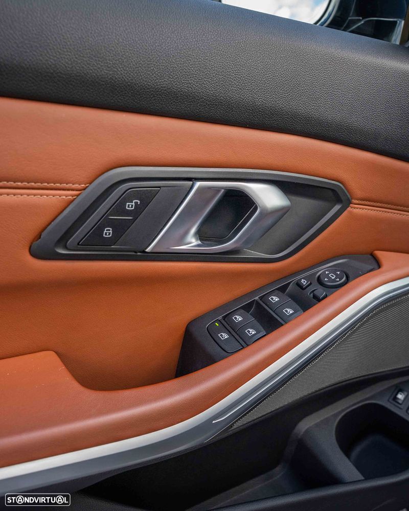 BMW 320 e Aut. Advantage - 38