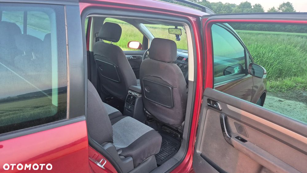 Volkswagen Touran 1.9 TDI Welcome - 10
