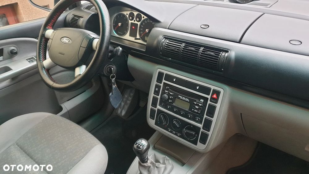 Ford Galaxy 2.0 GLX - 17