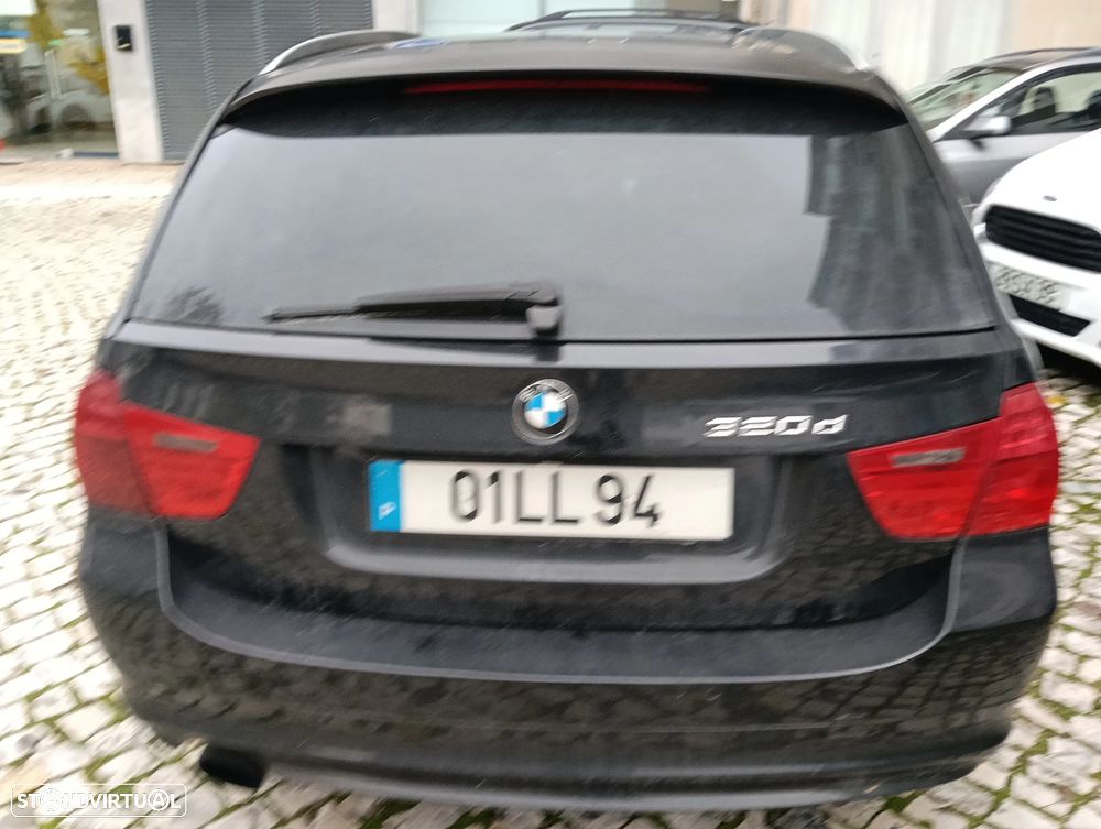 BMW 320 d - 6