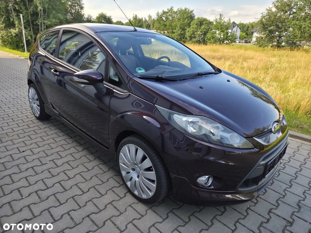 Ford Fiesta 1.25 Champions Edition - 11
