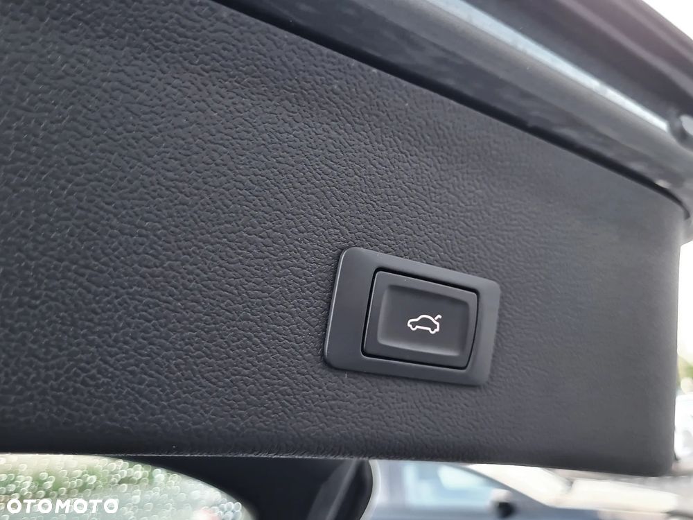 Audi A4 Avant 2.0 TDI DPF quattro S tronic S line Sportpaket - 21