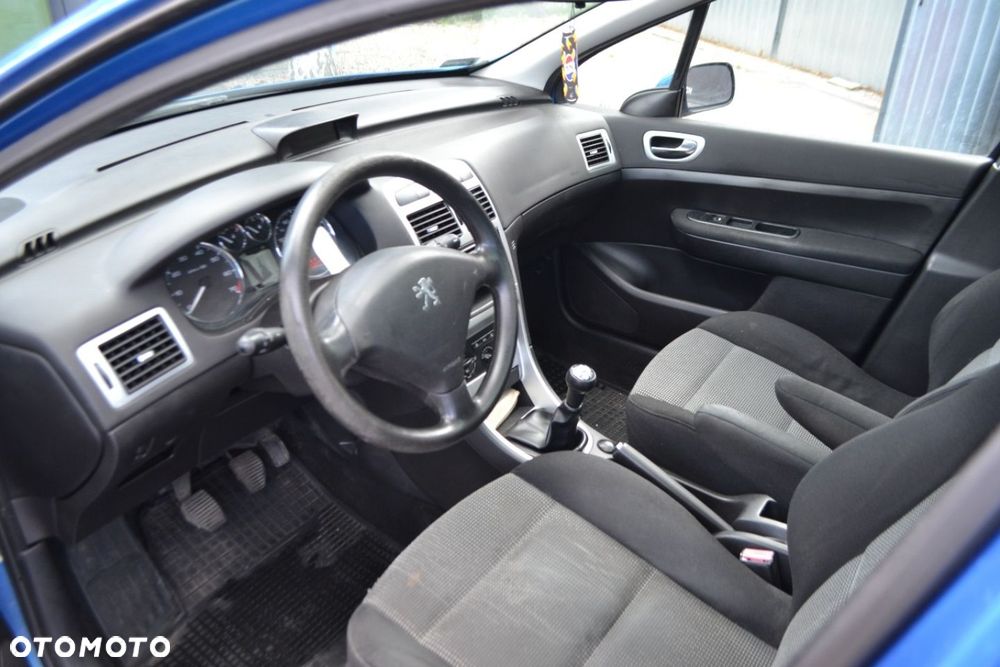 Peugeot 307 - 8