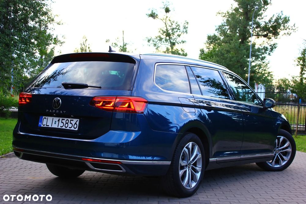Volkswagen Passat 2.0 TDI SCR DSG Elegance - 11