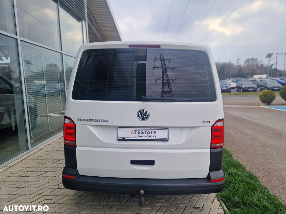 Volkswagen Caravelle - 7