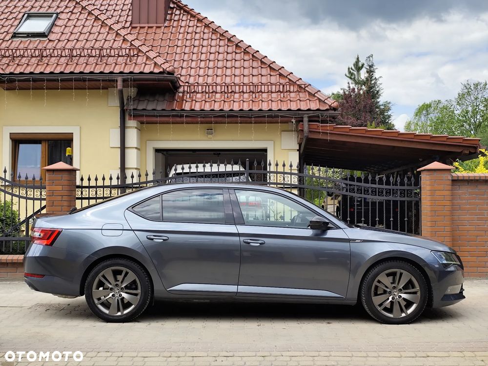 Skoda Superb 2.0 TSI 4x4 Sportline DSG - 1