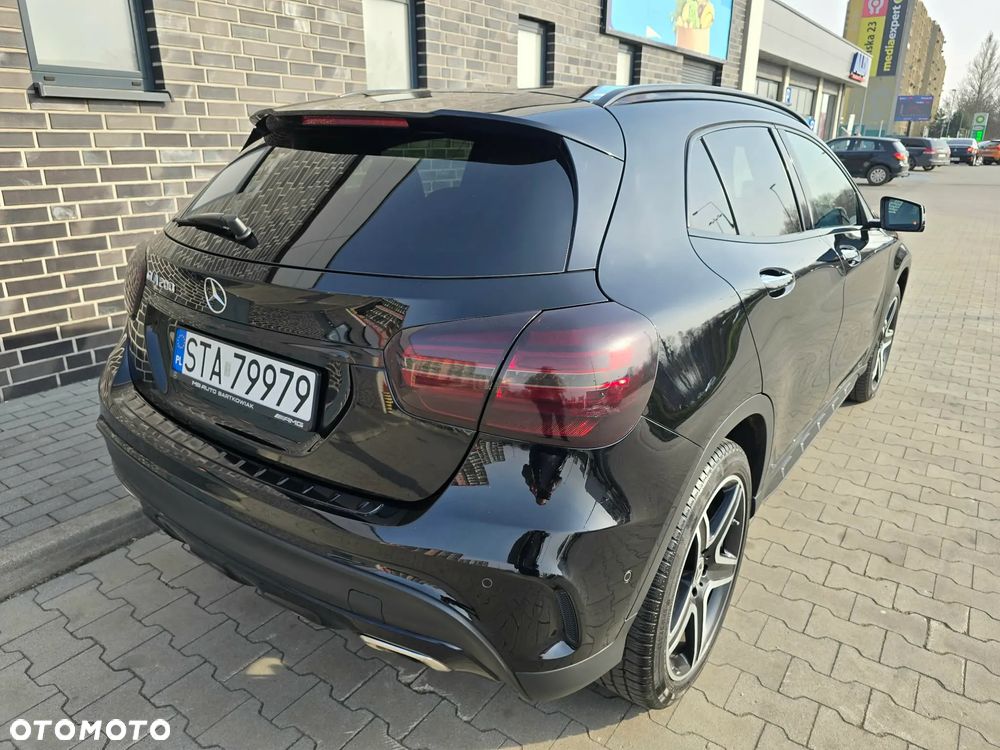 Mercedes-Benz GLA 200 7G-DCT AMG Line - 8