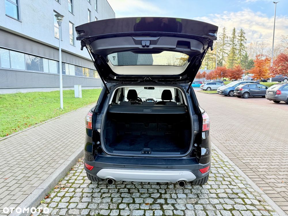 Ford Kuga 1.5 EcoBoost 2x4 Titanium - 30