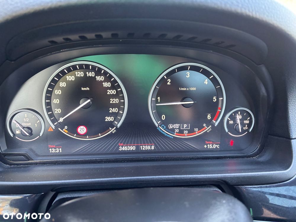 BMW Seria 5 520d xDrive Luxury Line - 24