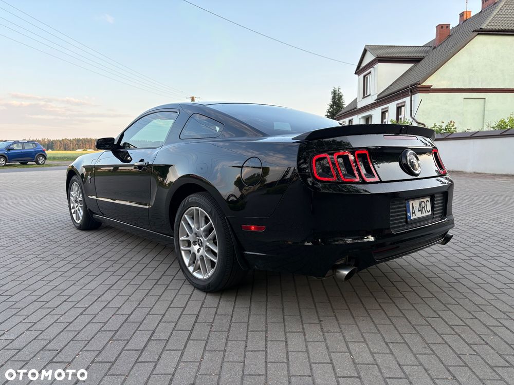 Ford Mustang 3.7 V6 Premium - 7