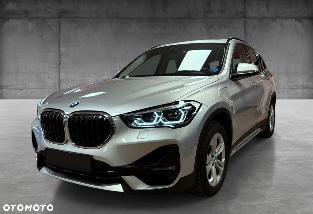 BMW X1 xDrive25e xLine - 2