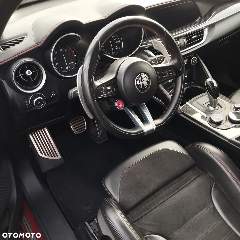 Alfa Romeo Stelvio 2.9 V6 Bi-Turbo Quadrifoglio Q4 - 1