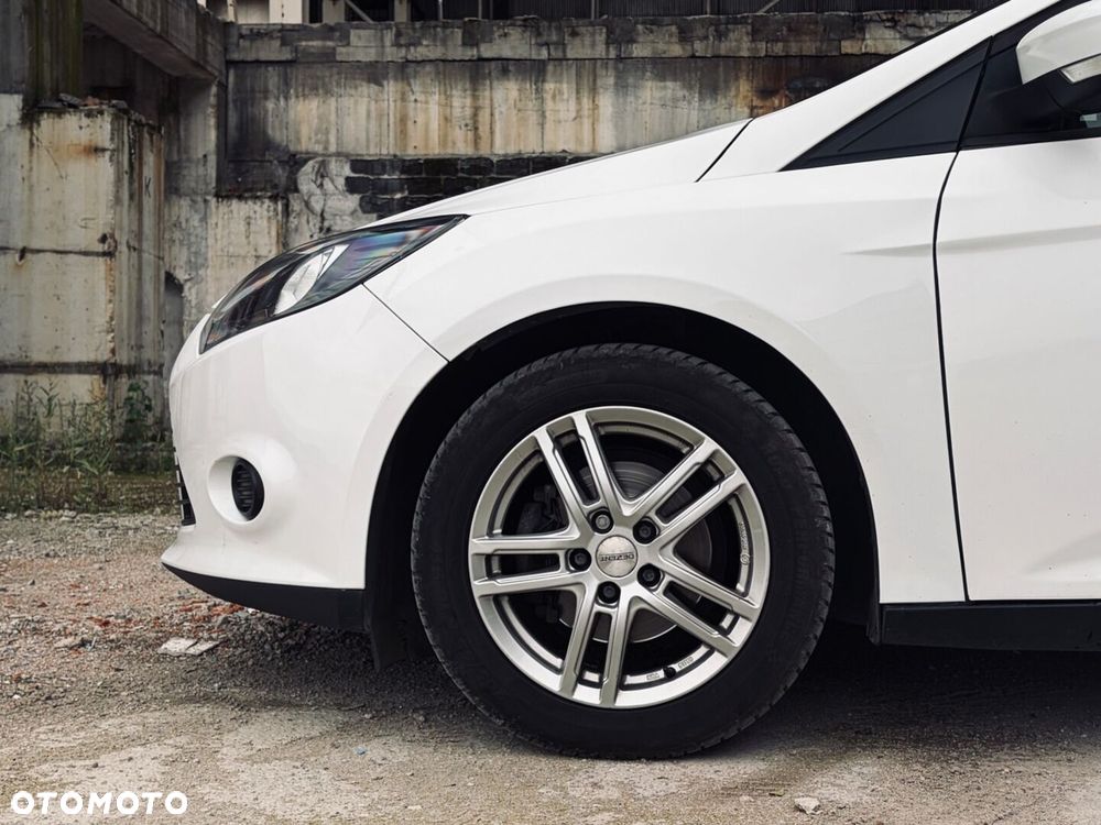 Ford Focus 1.6 Ambiente Start - 9