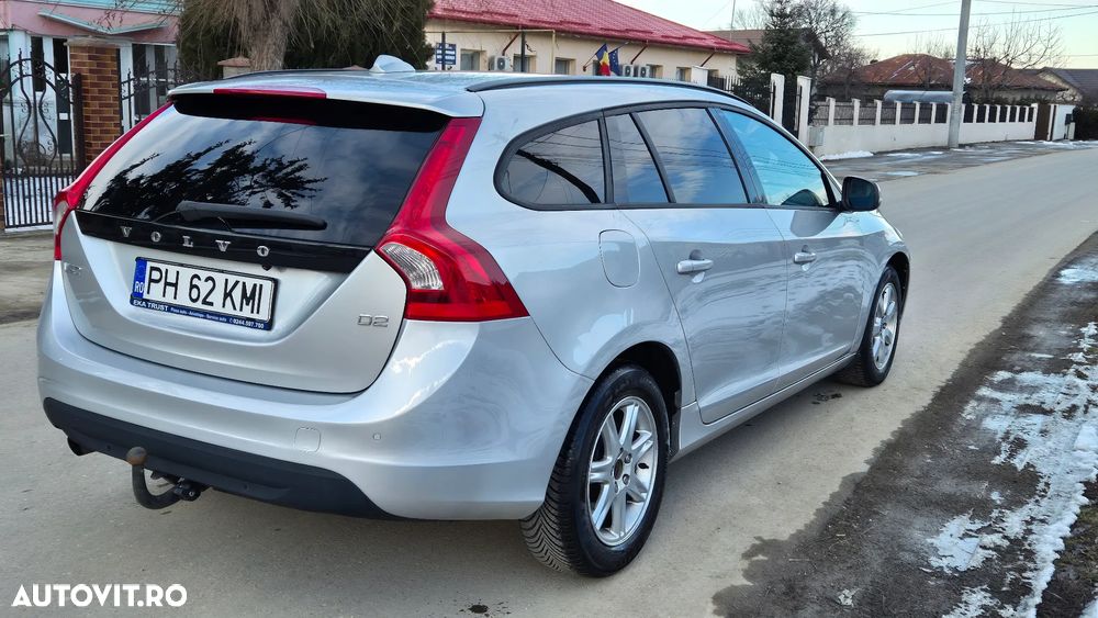 Volvo V60 D2 Start-Stop Momentum - 4