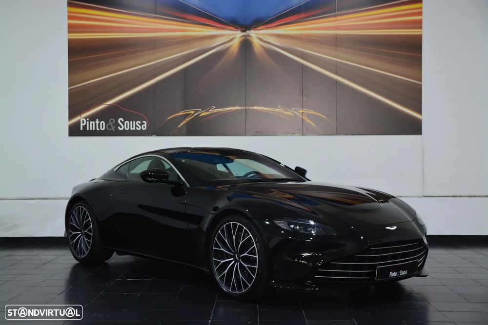 Aston Martin Vantage Coupe V8 - 6