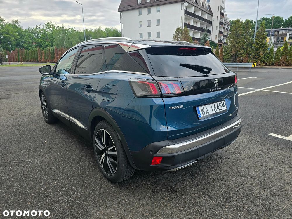 Peugeot 3008 1.6 PureTech HYbrid GT Line S&S EAT8 - 6