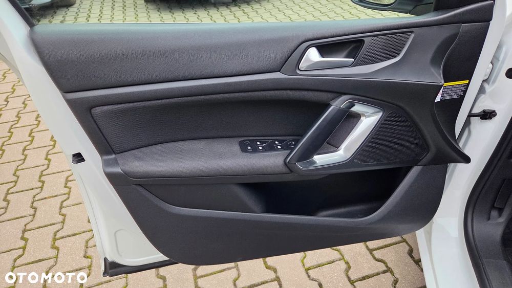 Peugeot 308 1.5 BlueHDi Allure Pack S&S EAT8 - 21