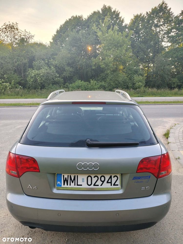 Audi A4 Avant - 16