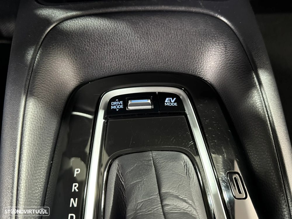 Toyota Corolla 1.8 Hybrid Comfort - 33