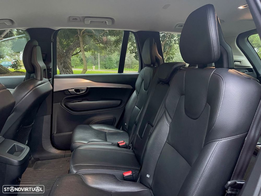 Volvo XC 90 2.0 D4 Momentum - 26