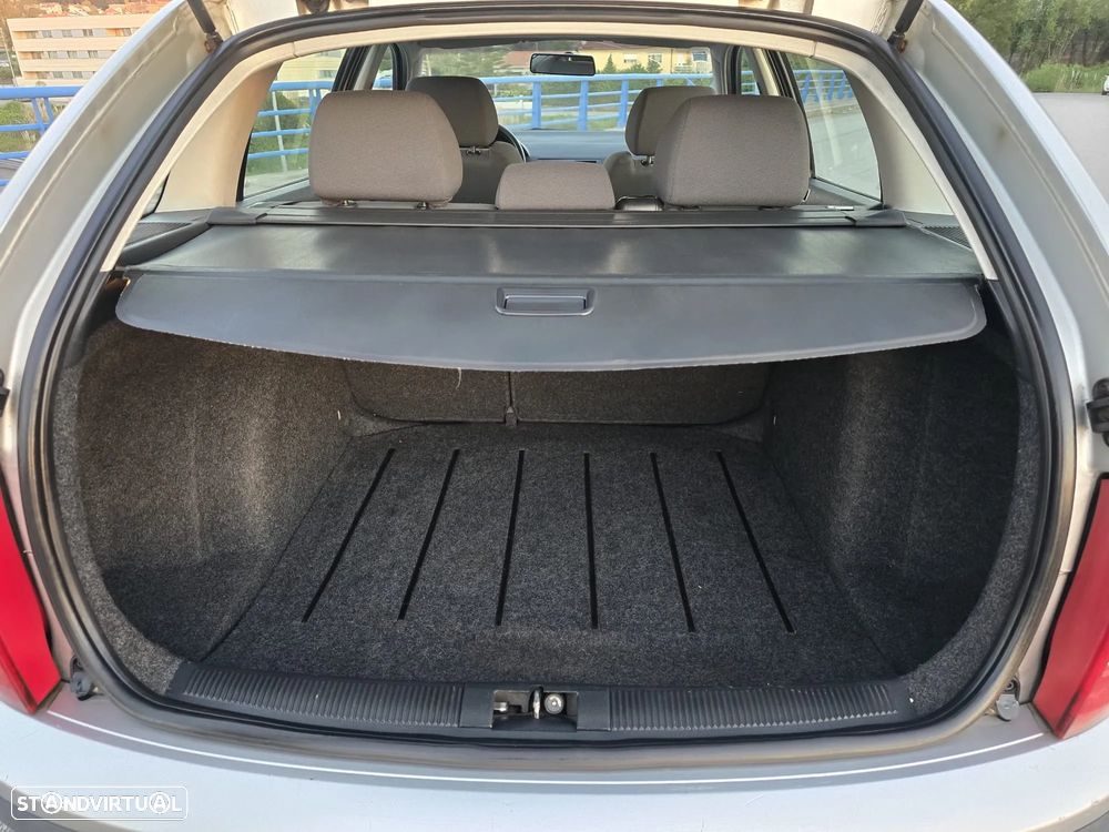 Skoda Fabia Break 1.2 Sportline - 8
