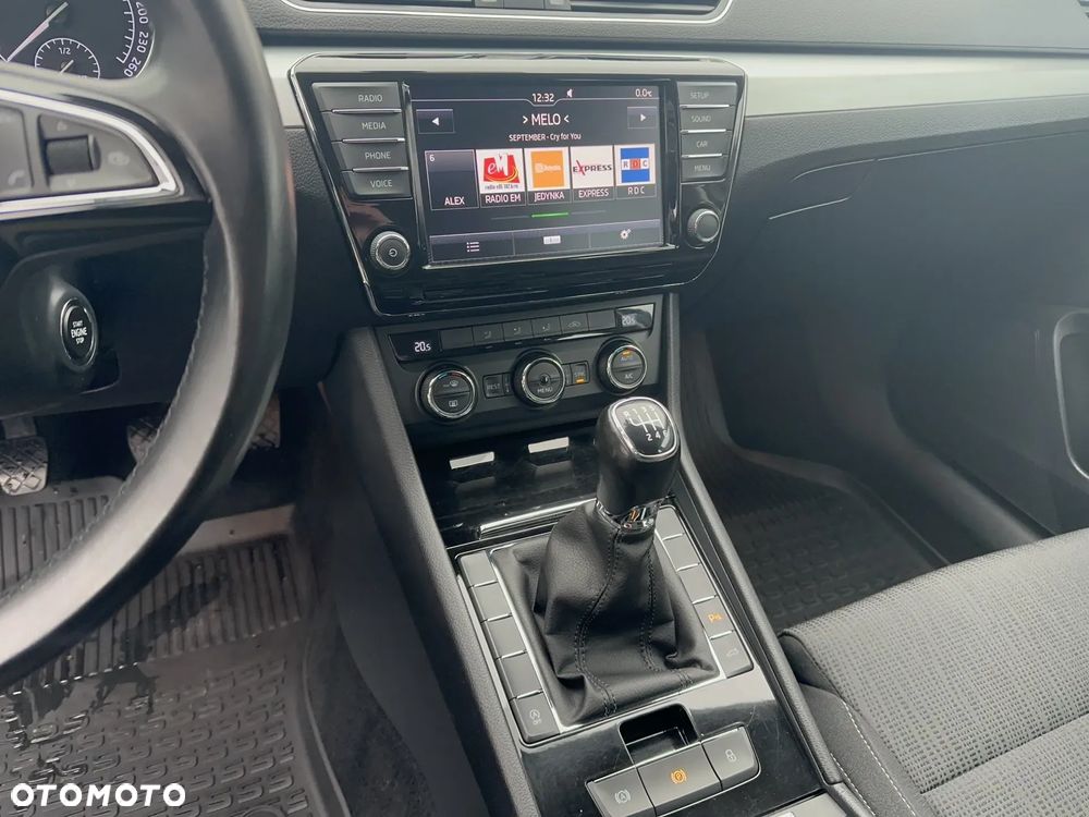 Skoda Superb 1.8 TSI Ambition - 15