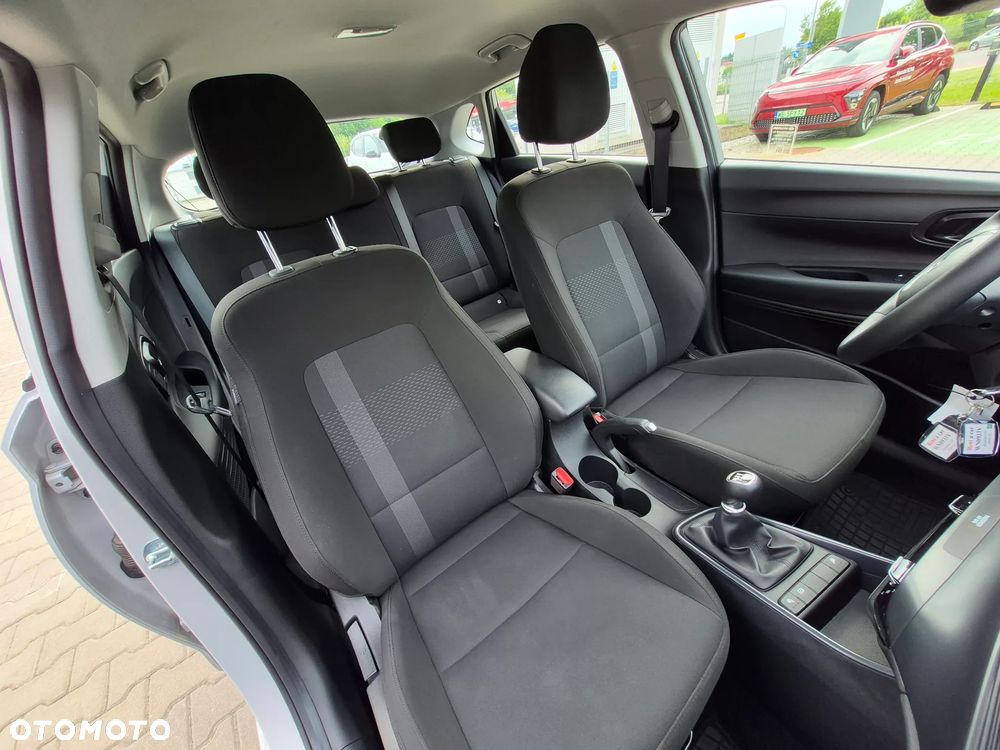 Hyundai i20 1.2 Modern - 17
