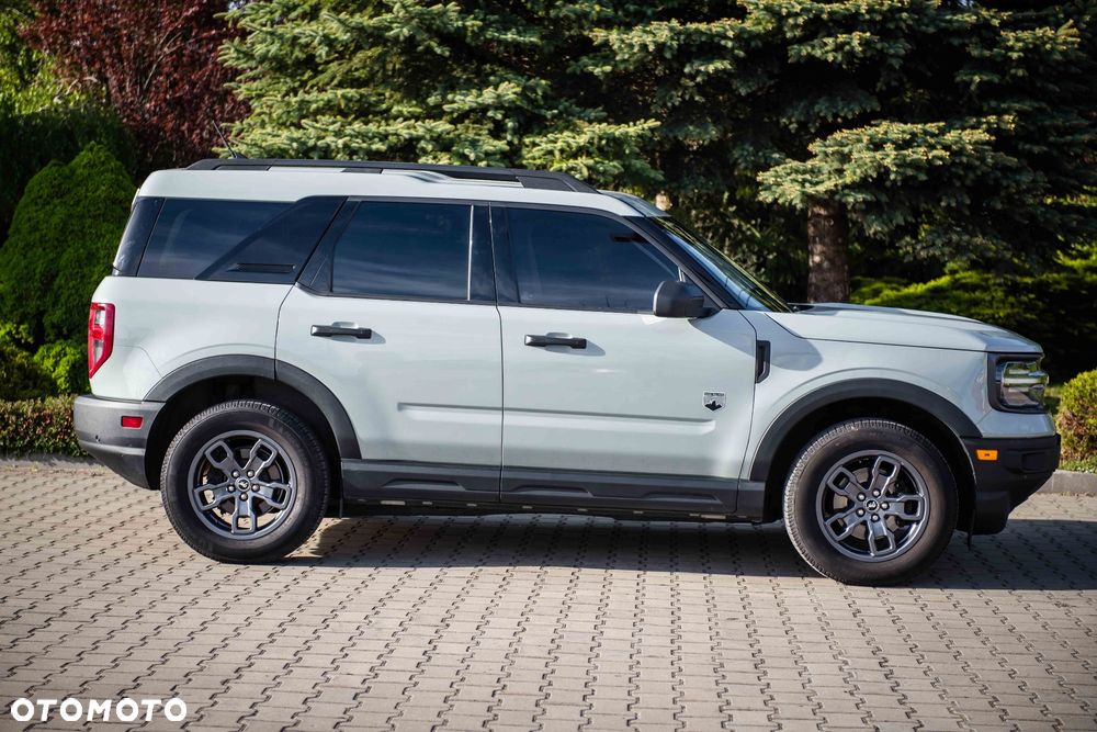Ford Bronco - 20
