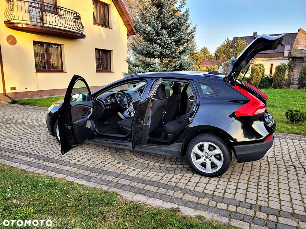 Volvo V40 Cross Country D2 Momentum - 5