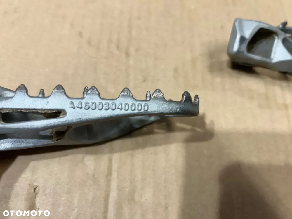 Pegi podnóżki KTM HUSQVARNA GASGAS 2023  ORGIANŁY  a4600304000 - 2