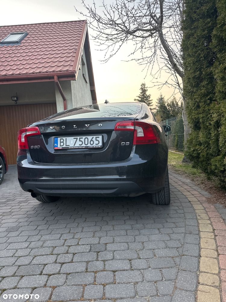 Volvo S60 D3 Momentum - 3