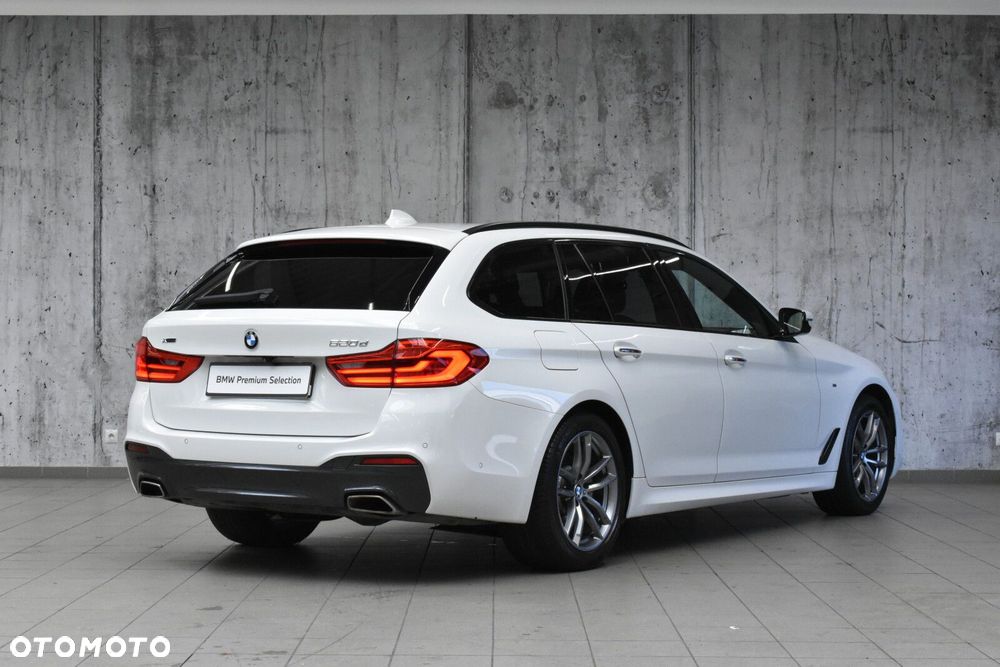 BMW Seria 5 520d xDrive M Sport sport - 3