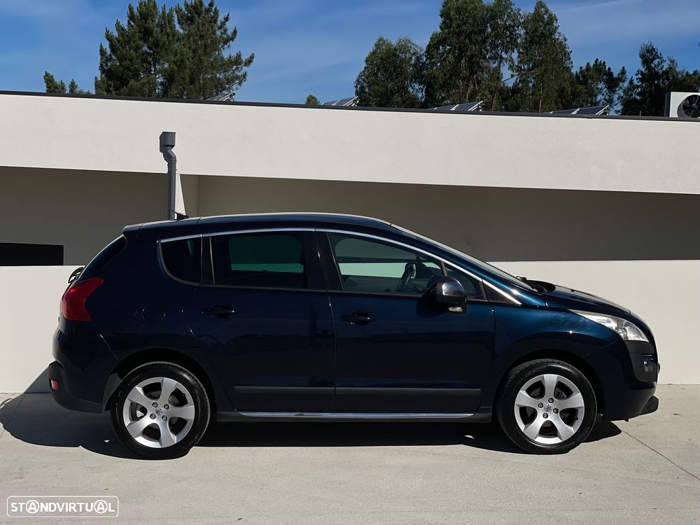Peugeot 3008 1.6 HDi Executive - 4