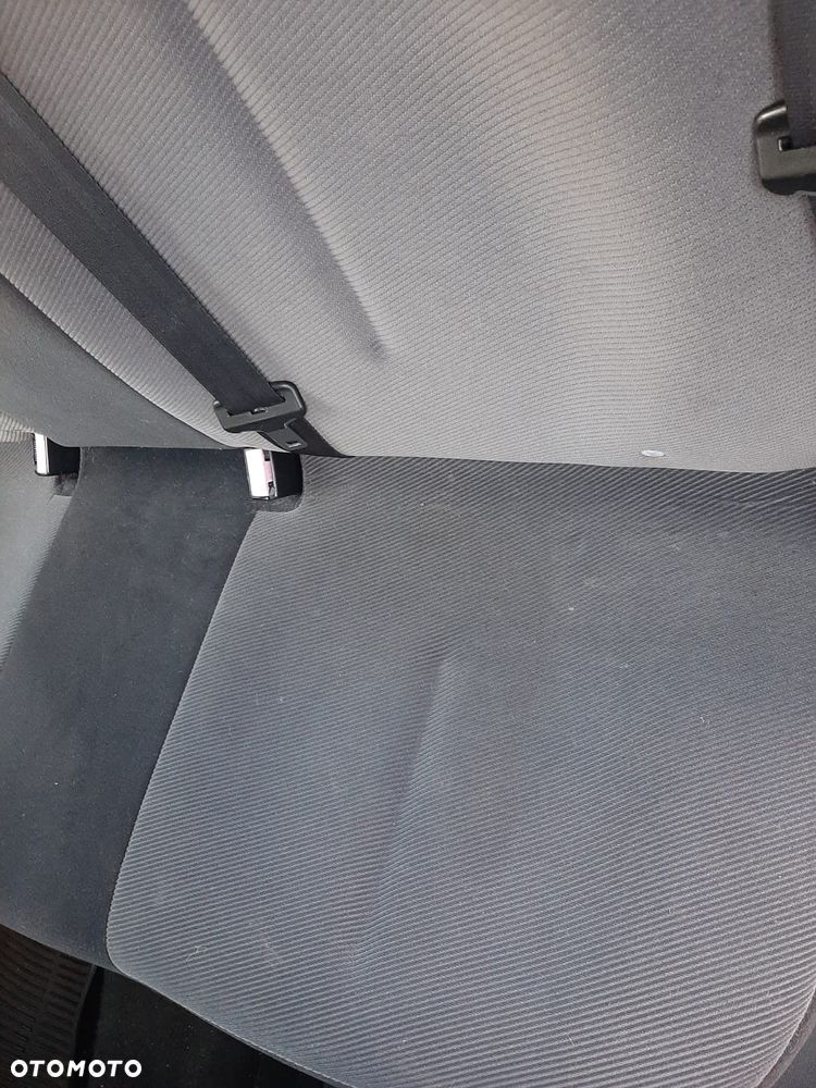 Citroën C4 1.6 HDi FAP Style - 10