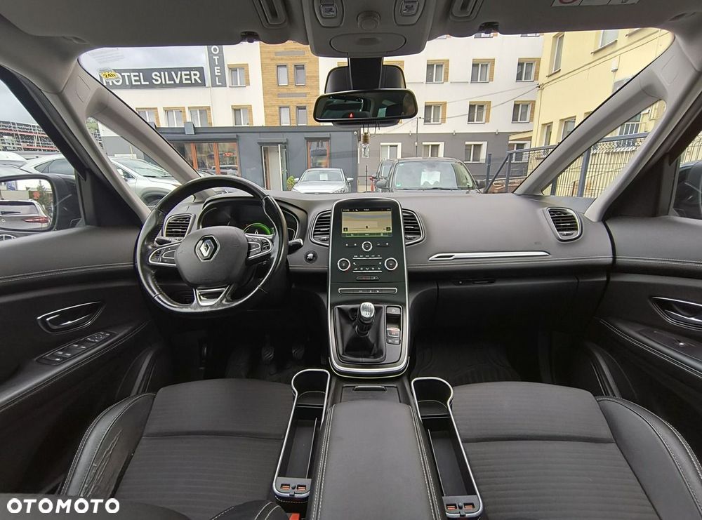 Renault Grand Scenic ENERGY TCe 130 INTENS - 8