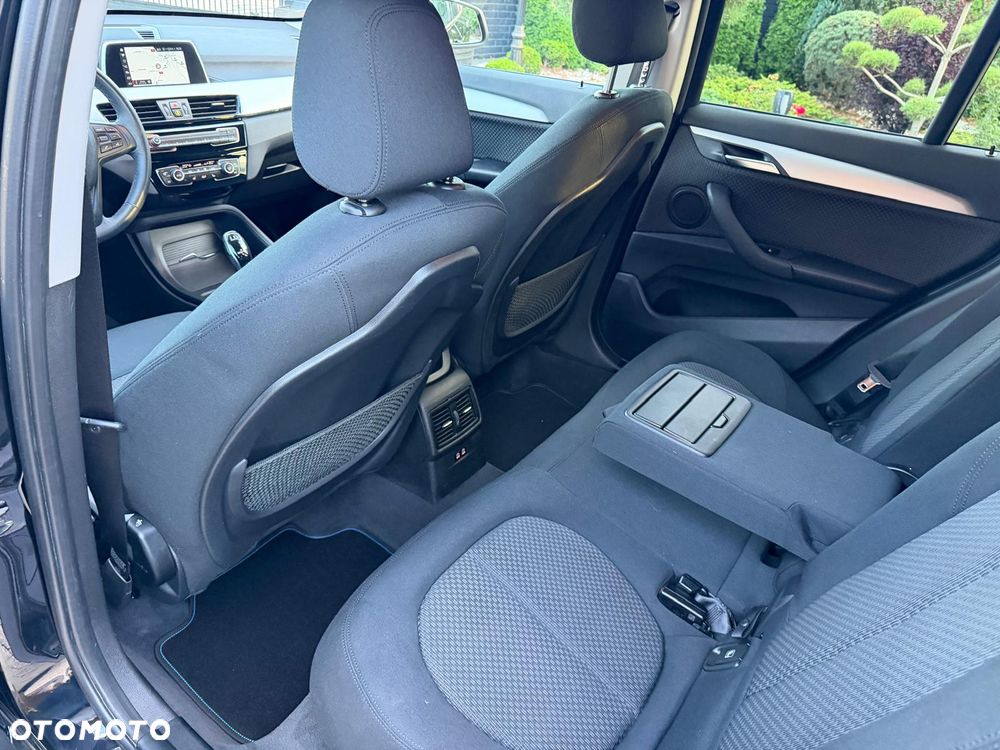 BMW X1 sDrive18i Business Edition - 7