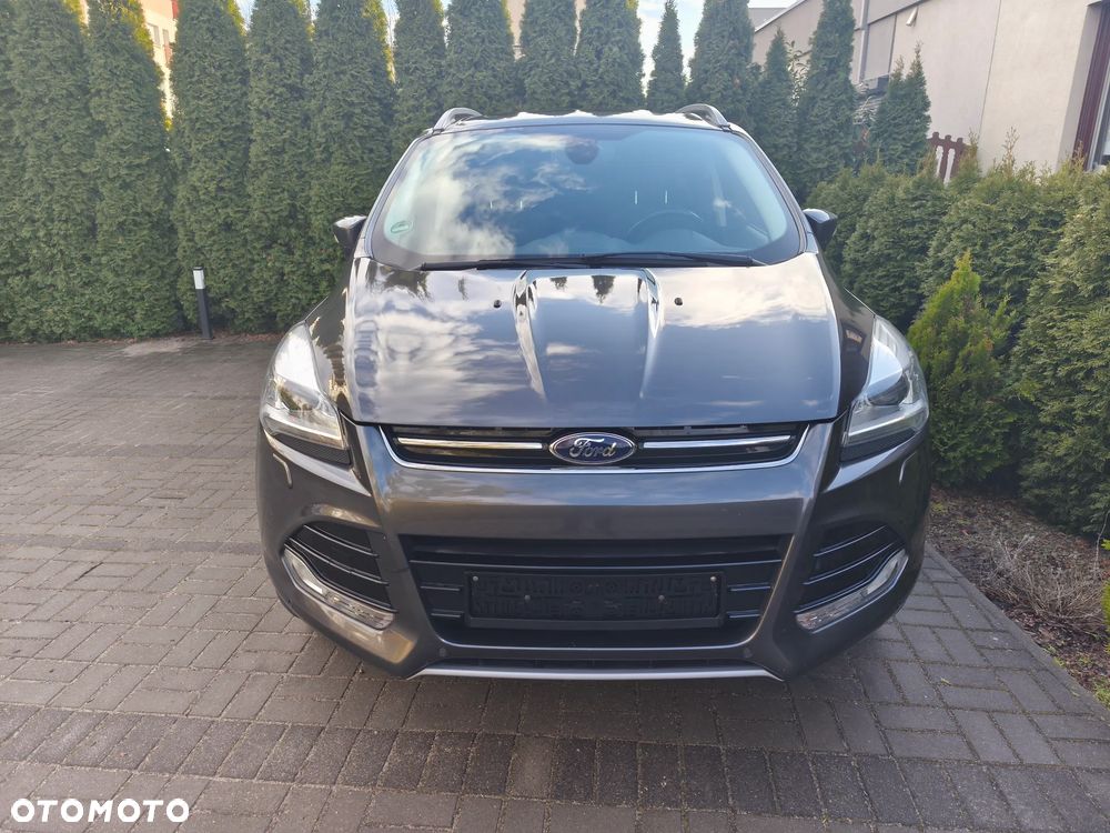 Ford Kuga 2.0 TDCi 2x4 Titanium - 2