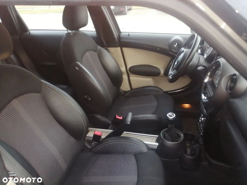 MINI Countryman Cooper D ALL4 - 9