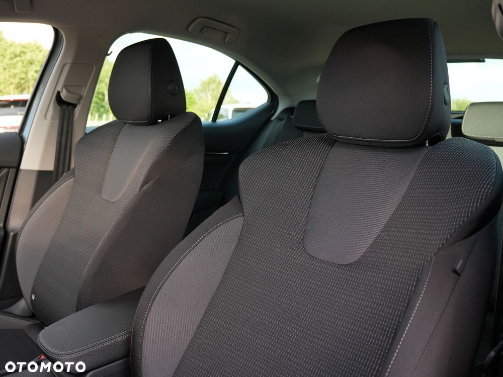 Skoda Octavia 1.5 TSI mHEV Drive Selection DSG - 24