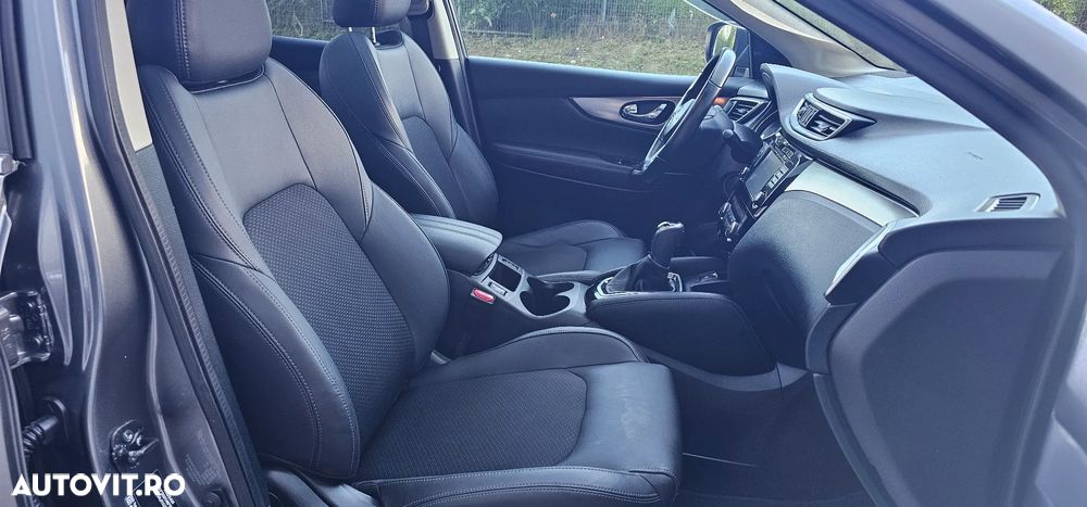 Nissan Qashqai 1.6 DCI Xtronic TEKNA - 19