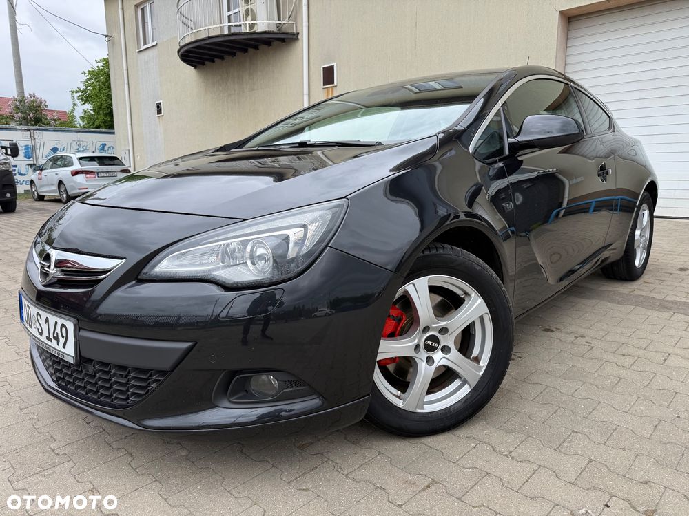 Opel Astra 1.6 Turbo Edition - 1