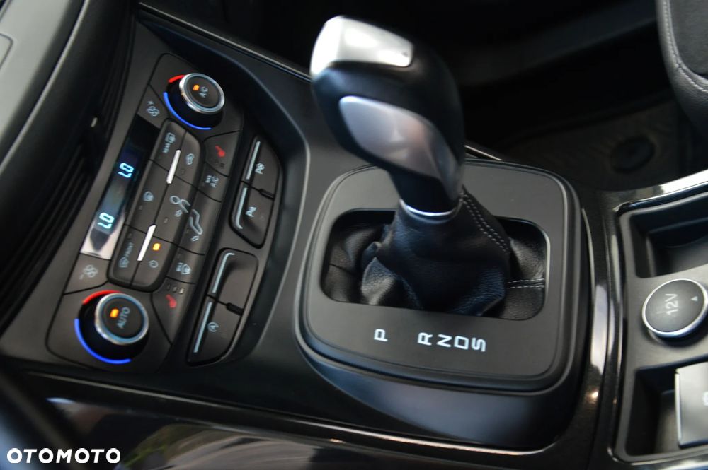 Ford Kuga 2.0 TDCi 4x4 ST-Line - 30