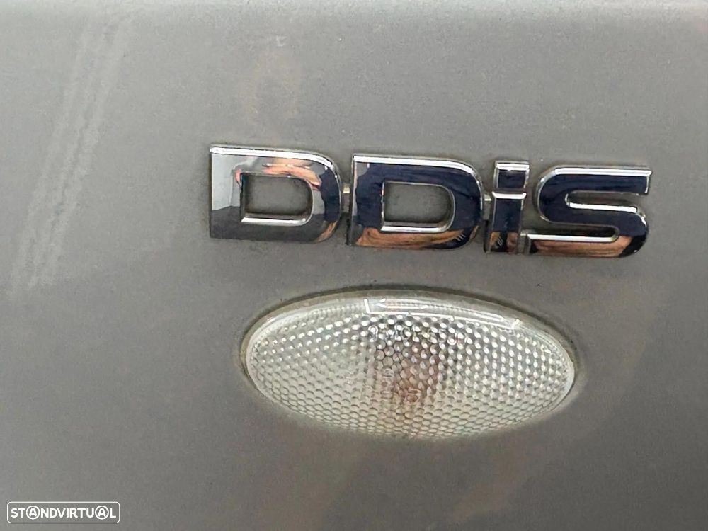 Suzuki Swift 1.3 DDiS Sport — fotografia 34