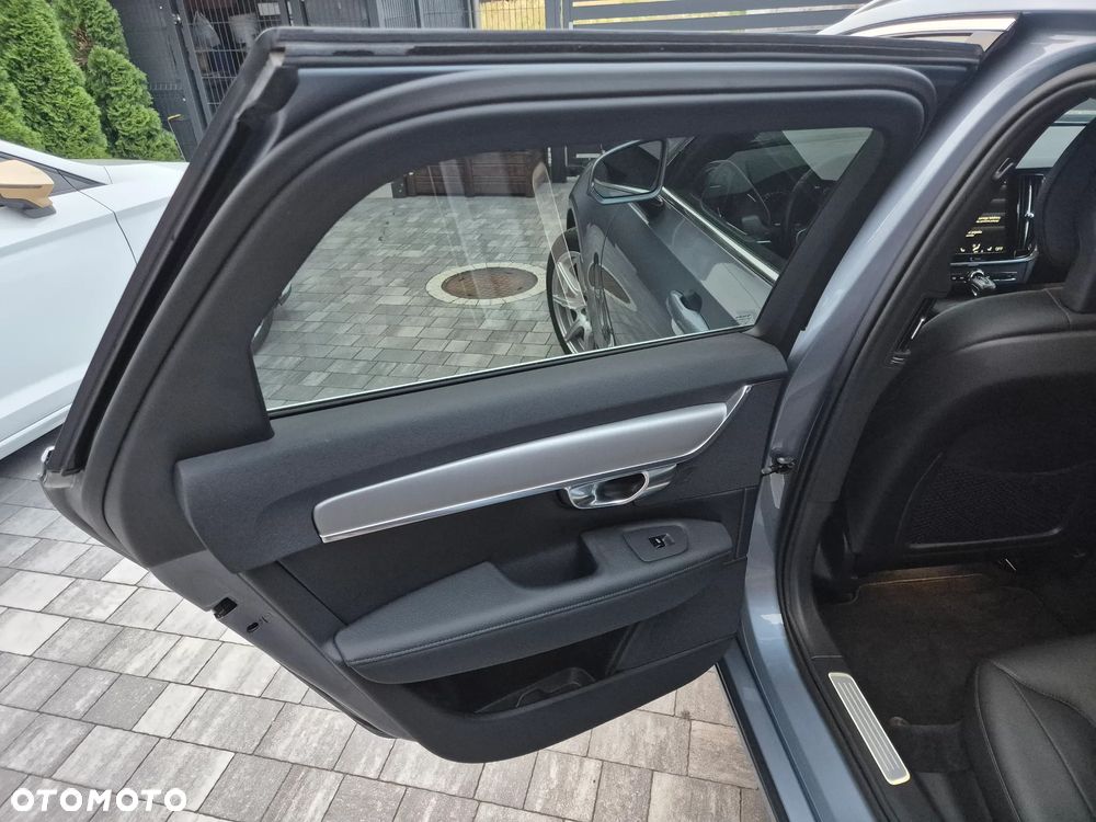 Volvo V90 D4 Geartronic Momentum - 9