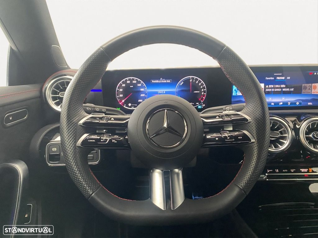 Mercedes-Benz CLA 250 e Shooting Brake AMG Line - 9