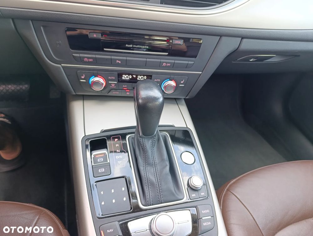 Audi A6 Avant 2.0 TDI Ultra S tronic - 24