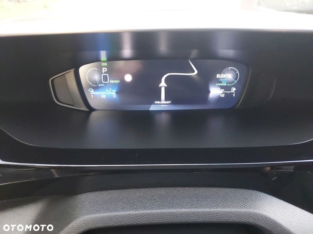 Peugeot 308 1.6 Hybrid PHEV Active Pack EAT8 - 17