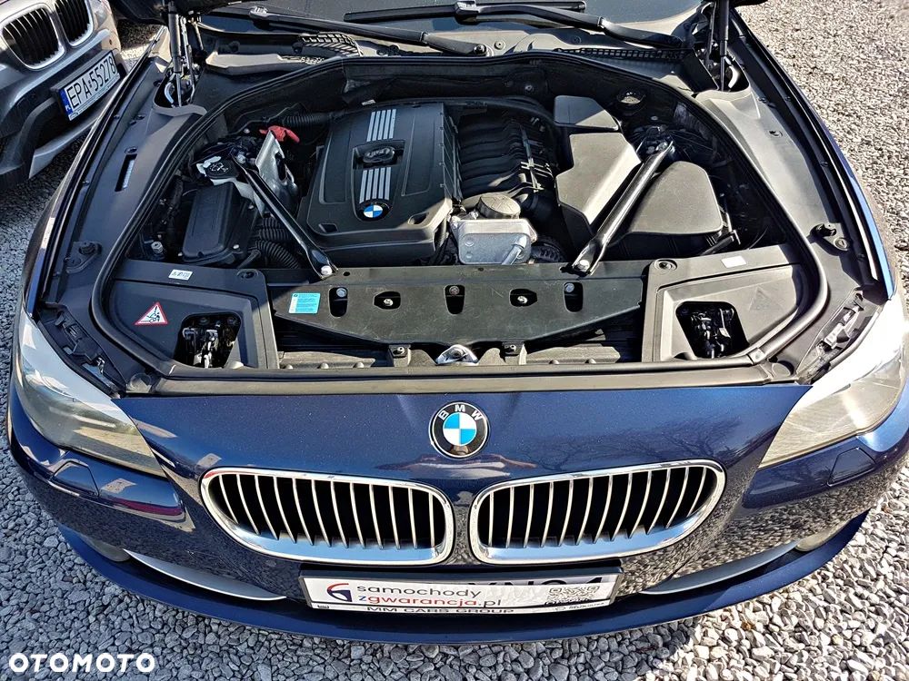 BMW Seria 5 528i - 9