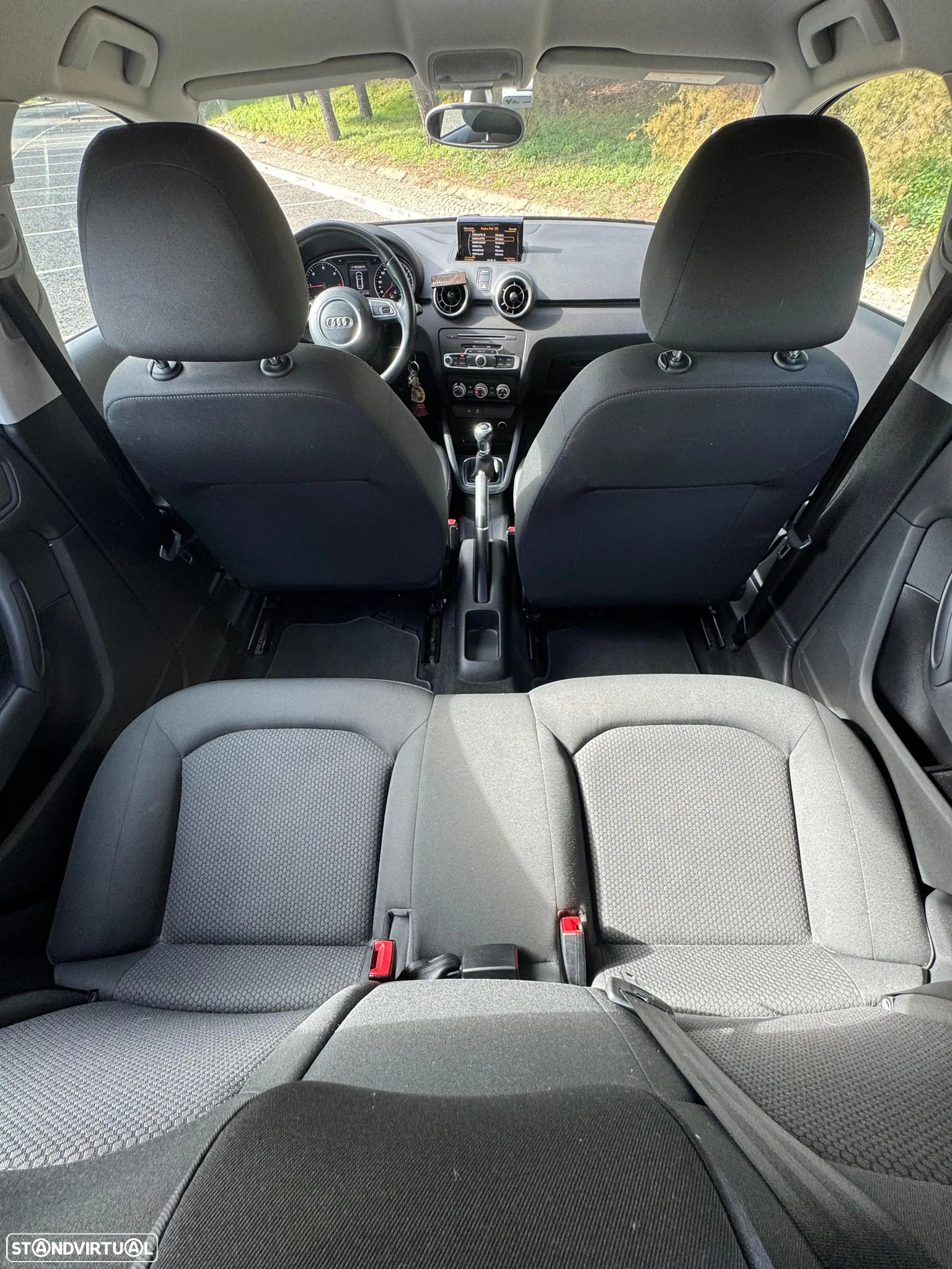 Audi A1 Sportback 1.4 TDI Design - 10