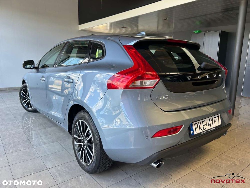 Volvo V40 D2 Drive-E Momentum - 4